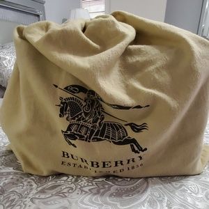 Burberry purse